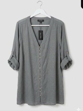Arna York  Button-Down Blouse Size 18/20 Nwt